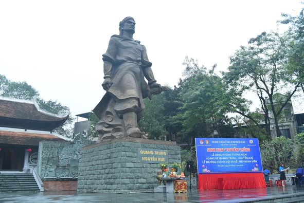 LỄ KẾT NẠP ĐOÀN TRƯỜNG THCS CÁT LINH (26/3/1931 - 26/3/2024)